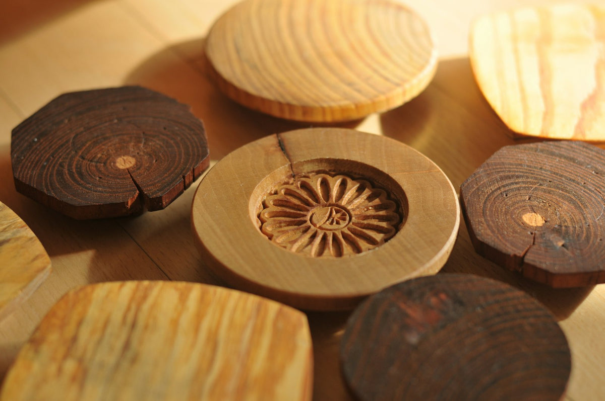 Round wood slices